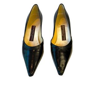 RICKARD SHAH black pointed toe heels in size 8 1/2 EUC